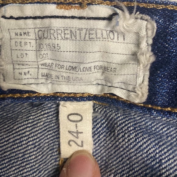 Current Elliot | dark denim distressed gold studs straight leg jeans | size 24 - Picture 4 of 7